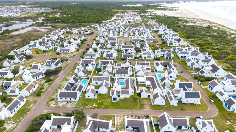 4 Bedroom Property for Sale in Struisbaai Western Cape